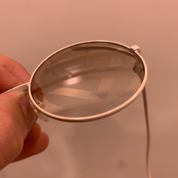 Fendi Printed Run Away Round Frame Sunglasses FF 0343/S White - Picture 6 of 9